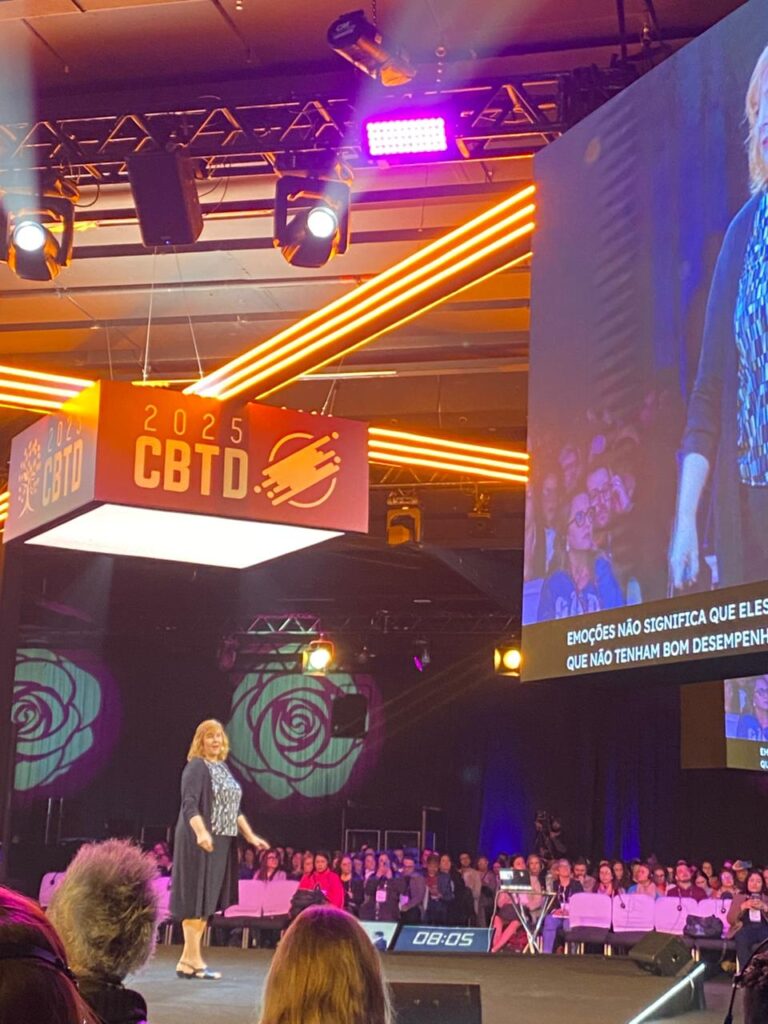 Britt Andreatta cbtd 2025 liderança em tempos de mudança