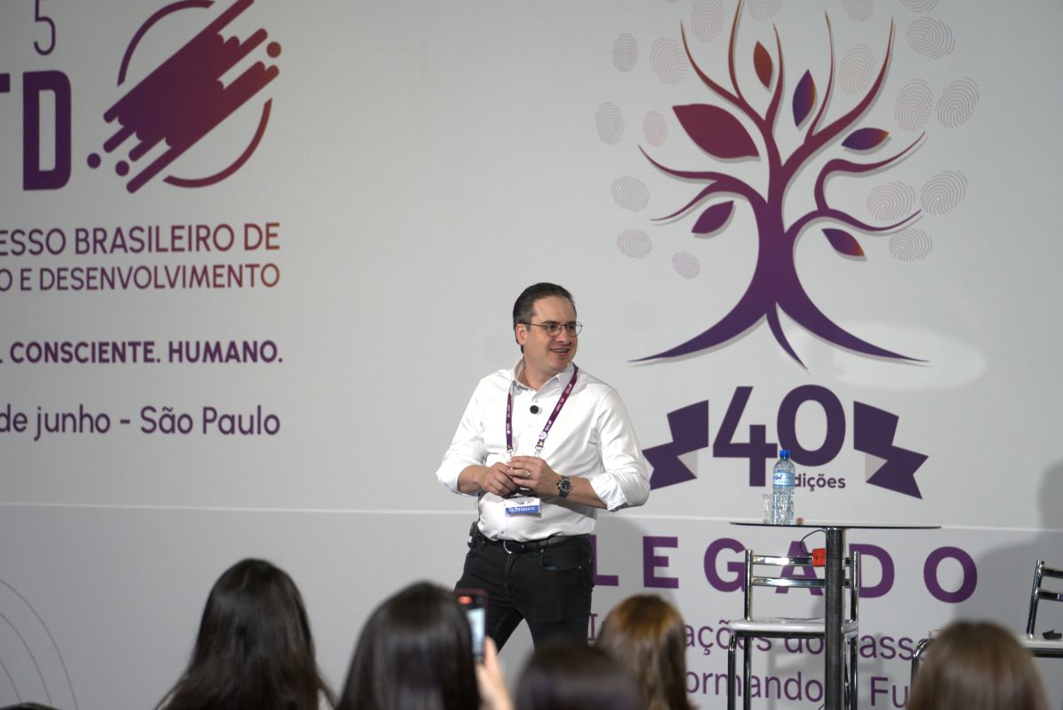 No CBTD 2026, Carlos Cruz, CEO e fundador da Bravend, falará sobre uma nova habilidade para a liderança