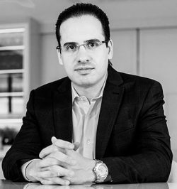 CARLOS-CRUZ-CEO-BRAVEND CARLOS-CRUZ-CEO-BRAVEND